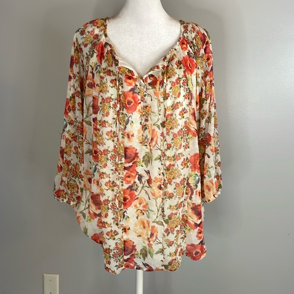 Hope Springs Tops - [Hope Springs] “Ivory Mixed Floral” Blouse - Size Medium NWT